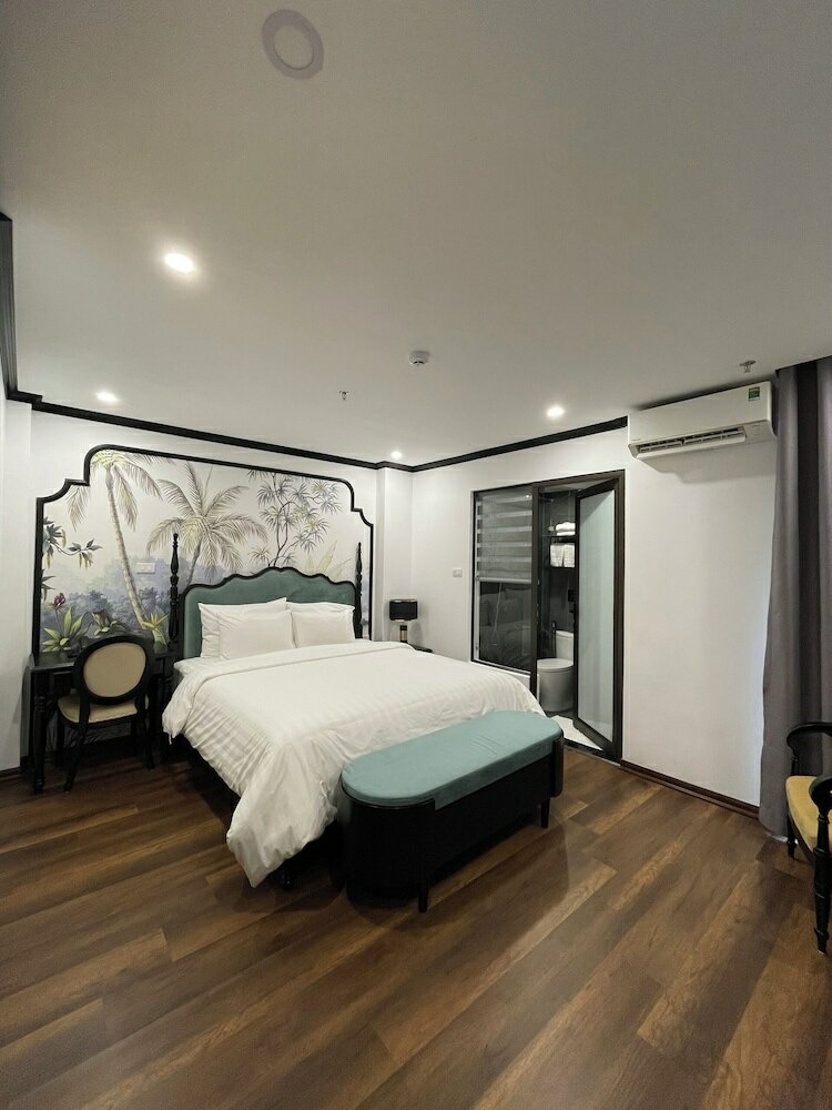 Фото Aquarius Premium Hotel