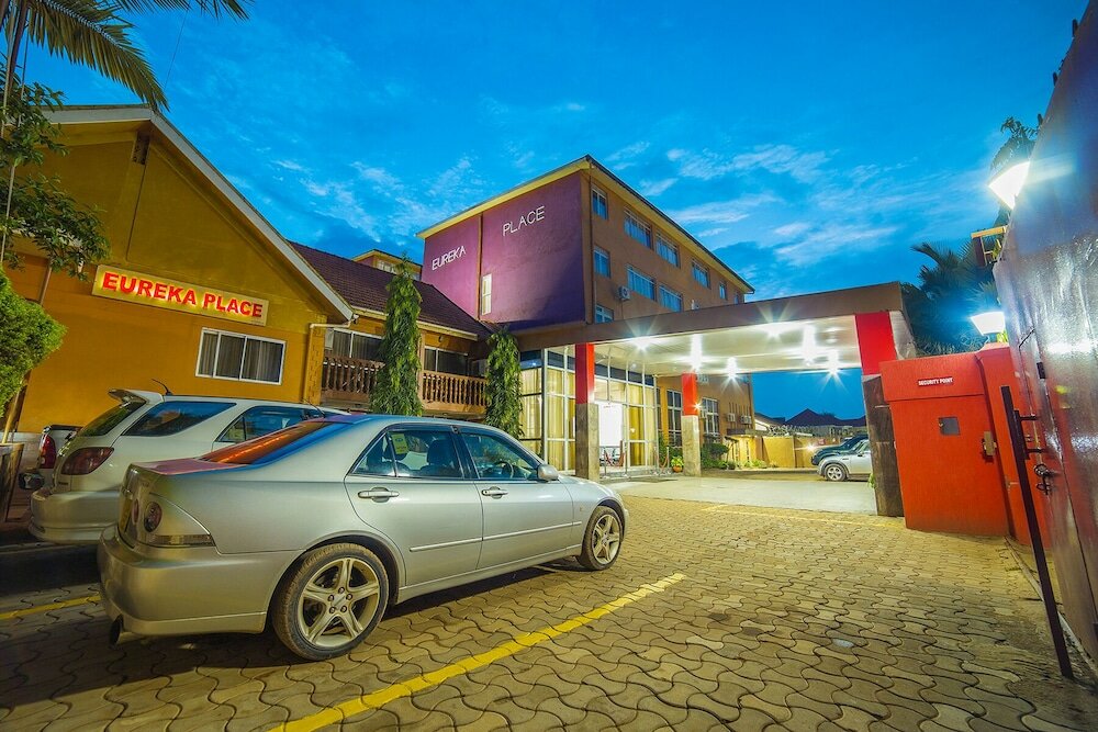 Фото Eureka Place Hotel