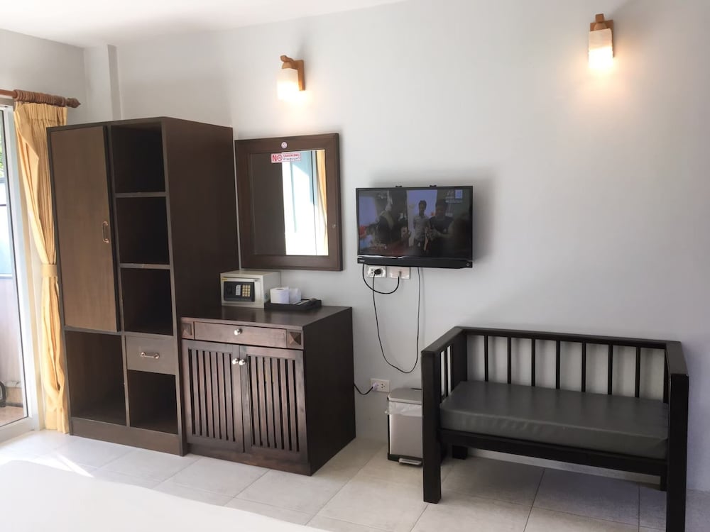 Фото Srichada Hotel Khaolak