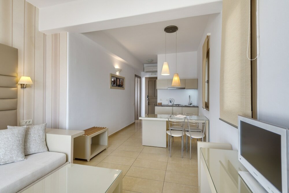 Фото Lithos by Spyros & Flora