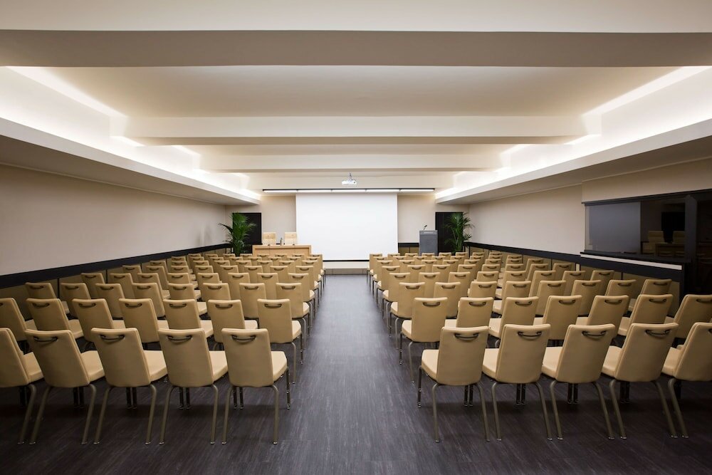 Фото Starhotels Metropole