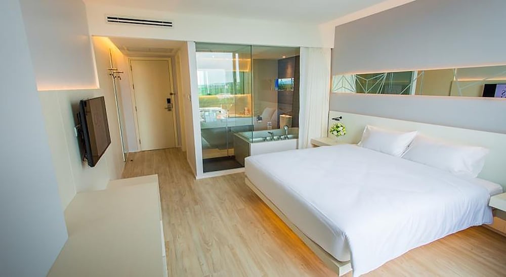 Фото Crystal Hotel Hat Yai