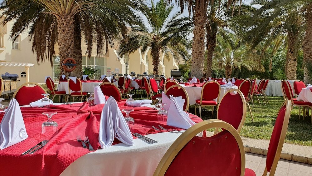 Фото Hotel Ras El Ain