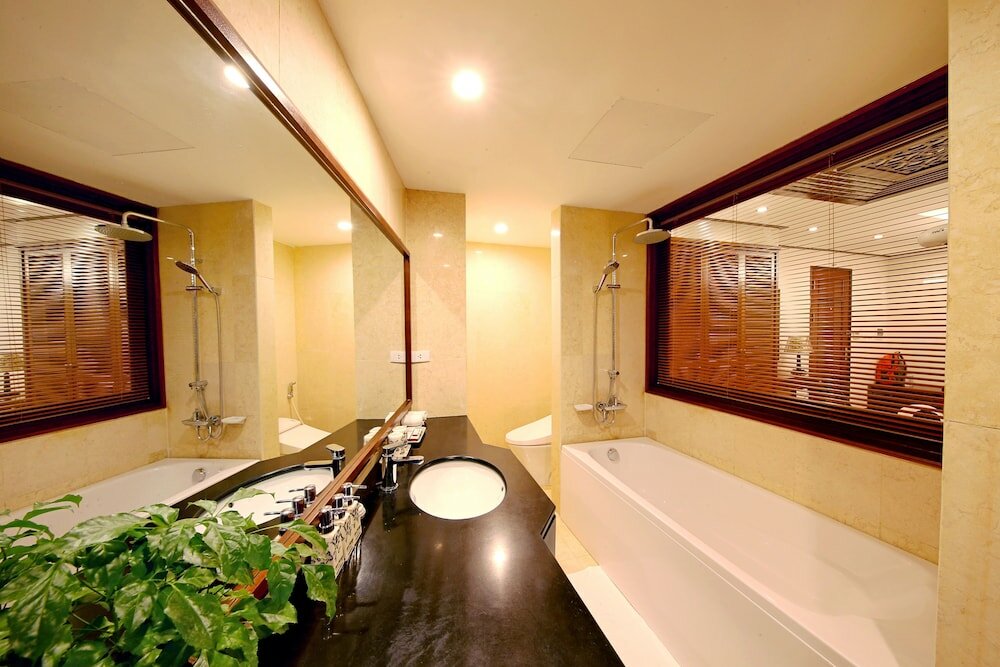 Фото Hanoi Nostalgia Hotel & SPA