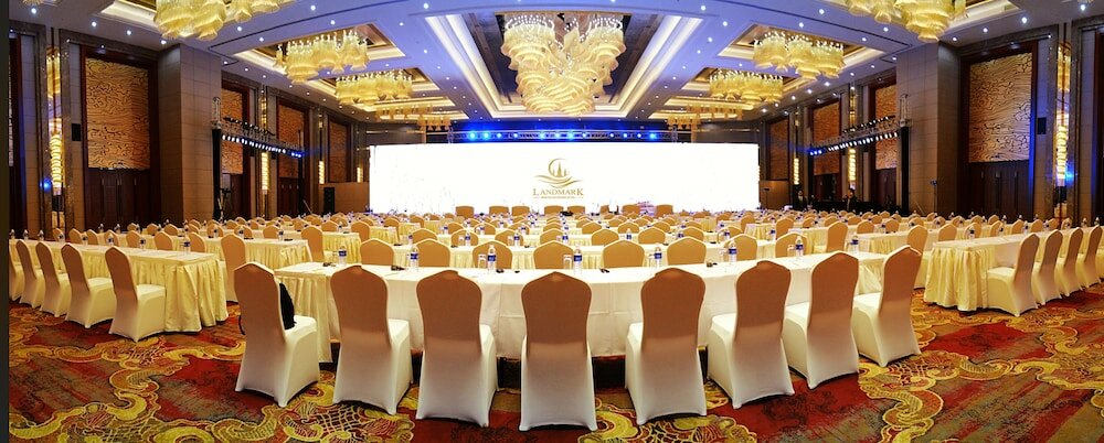 Фото Landmark Mekong Riverside Hotel