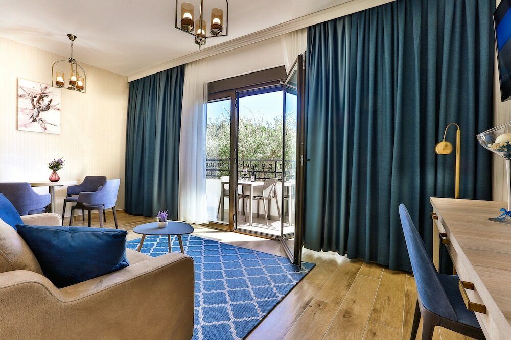 Фото Hotel Harmony by Aycon