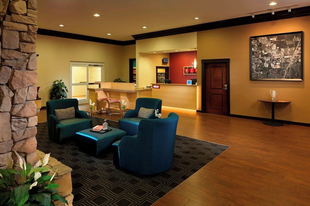 Фото TownePlace Suites by Marriott Houston Intercontinental Arpt