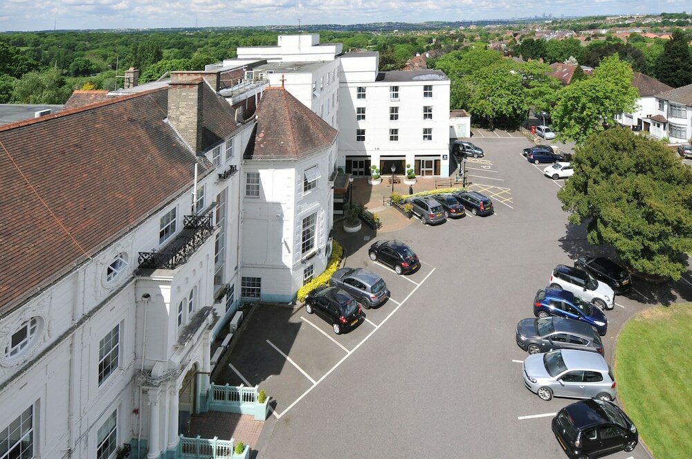 Фото отеля 2