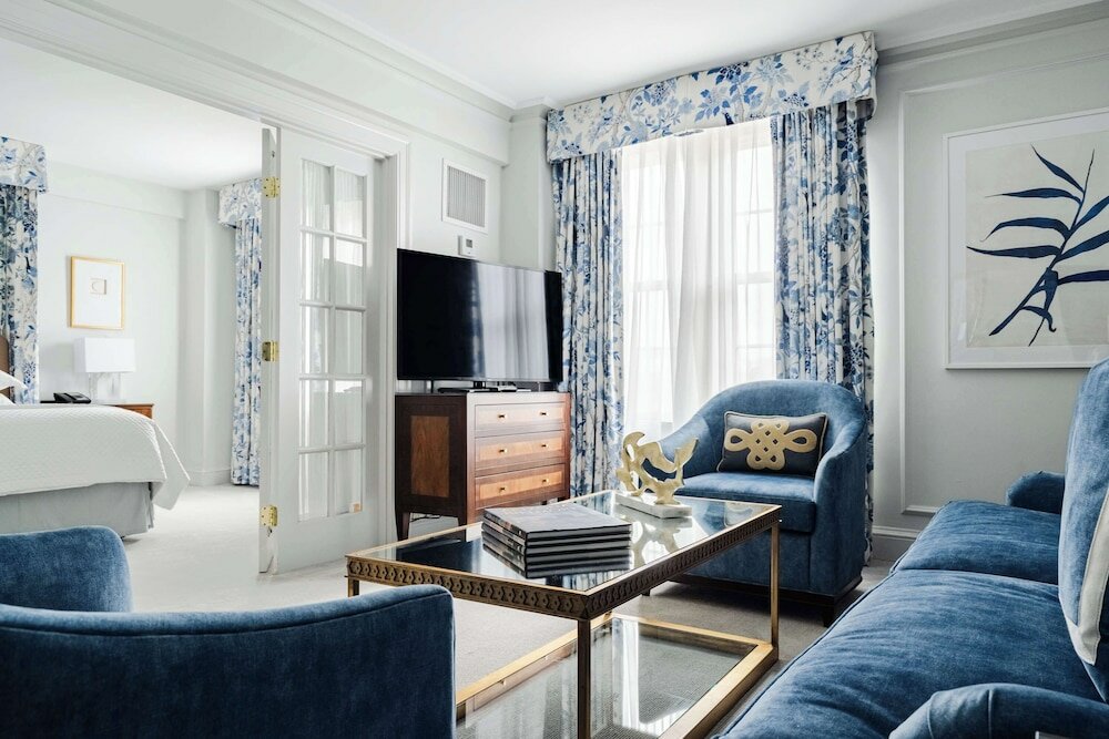 Фото The Eliot Hotel