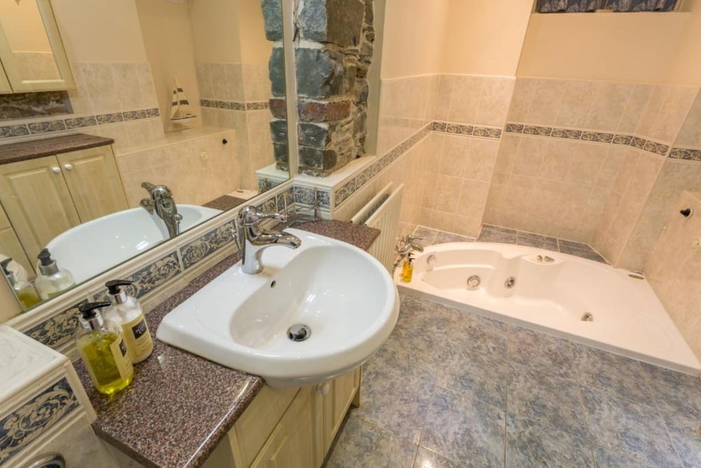 Фото Embleton SPA Hotel