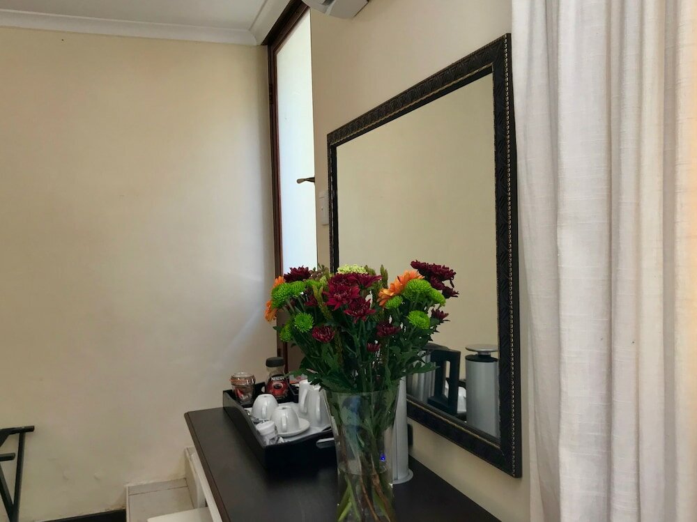 Фото Sundown Manor Guest House