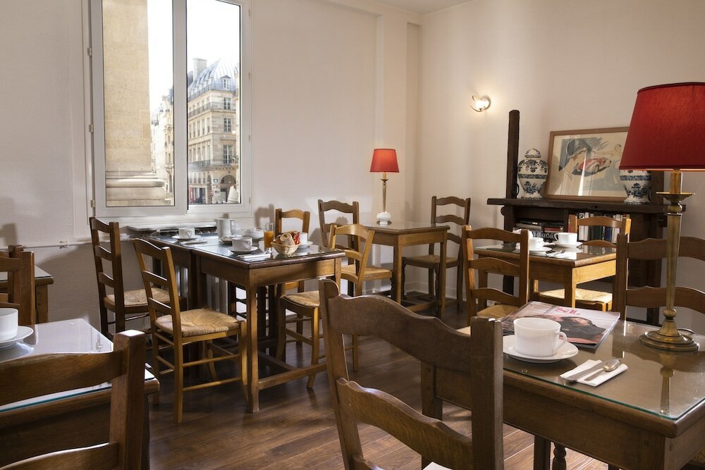 Фото Hôtel Londres Saint Honoré