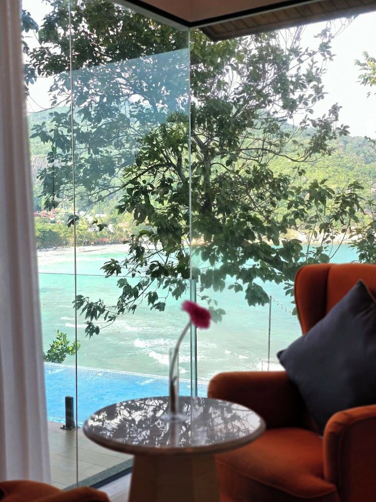 Фото Cocohut Beach Resort & SPA