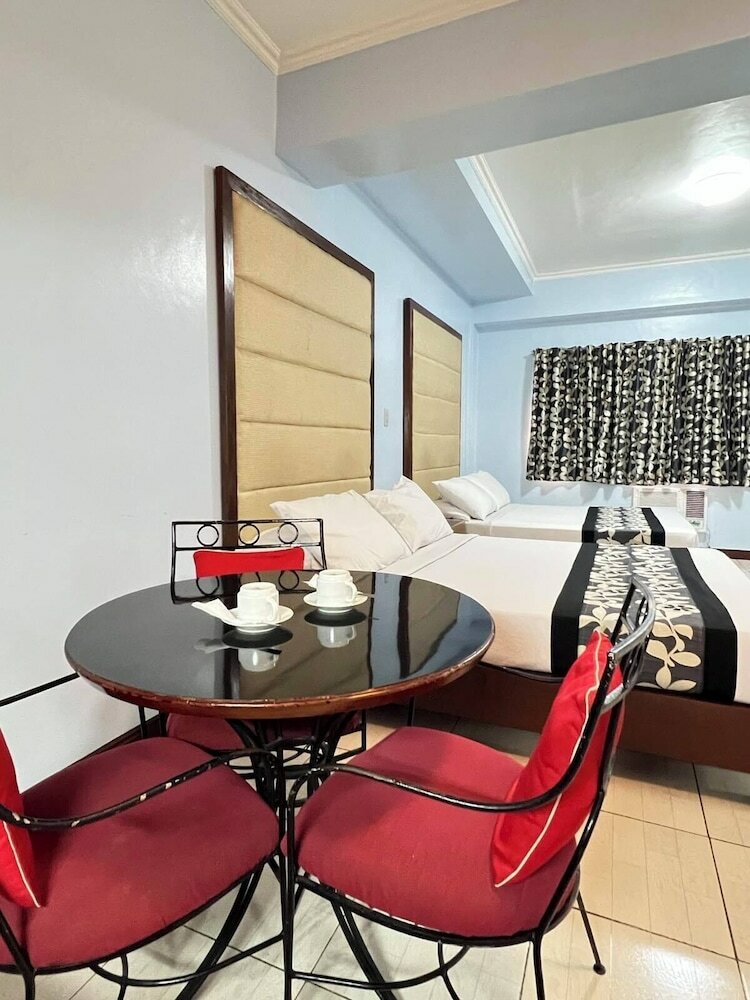 Фото Jupiter Suites