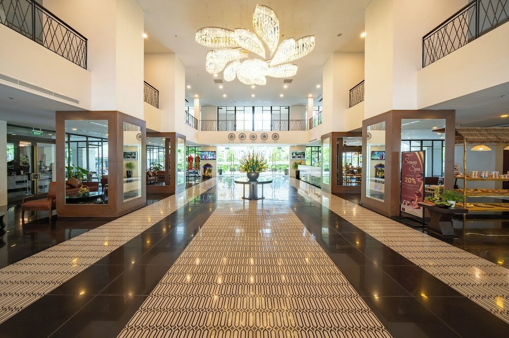 Фото Senna Hue Hotel