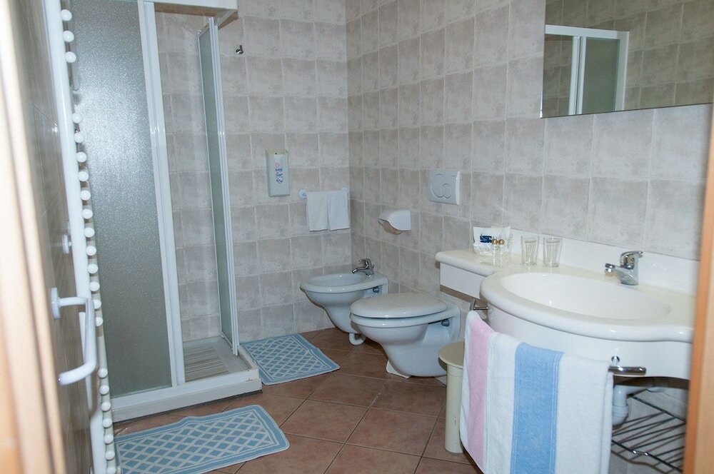 Фото Albergo Monteverde