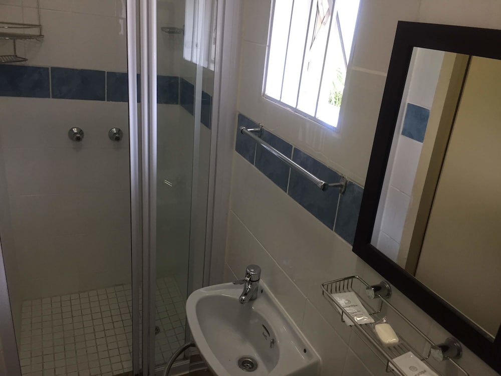 Фото Grange Gardens Hotel