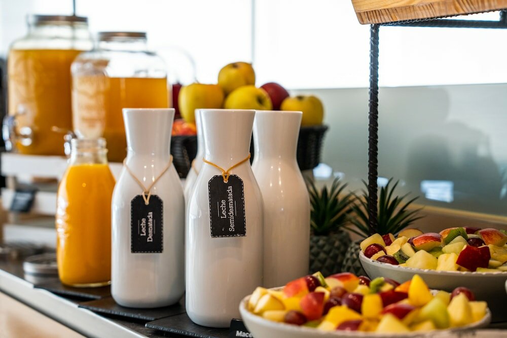 Фото Hotel ibis Madrid Alcobendas