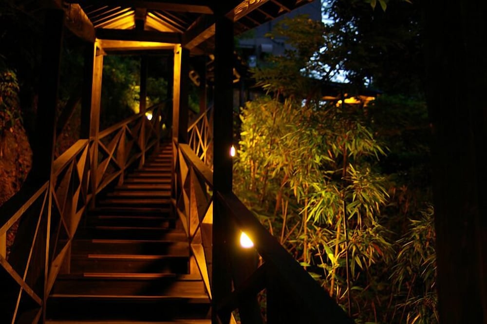 Фото Ukiha Bekkan Shinshiyo