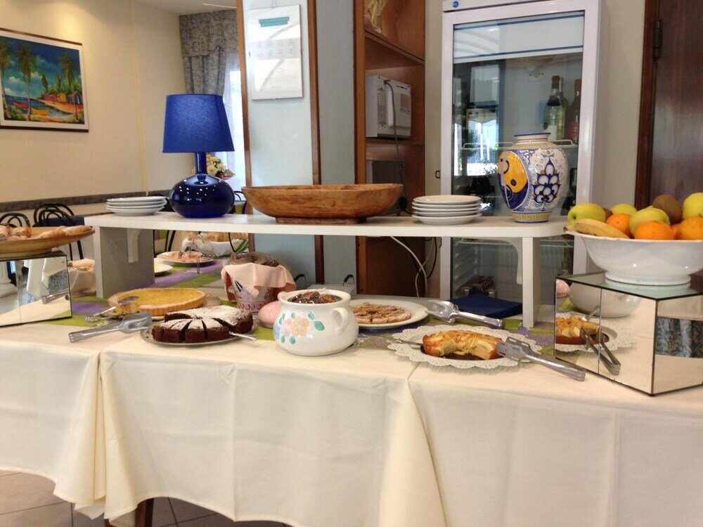 Фото Hotel Villa Giovanna