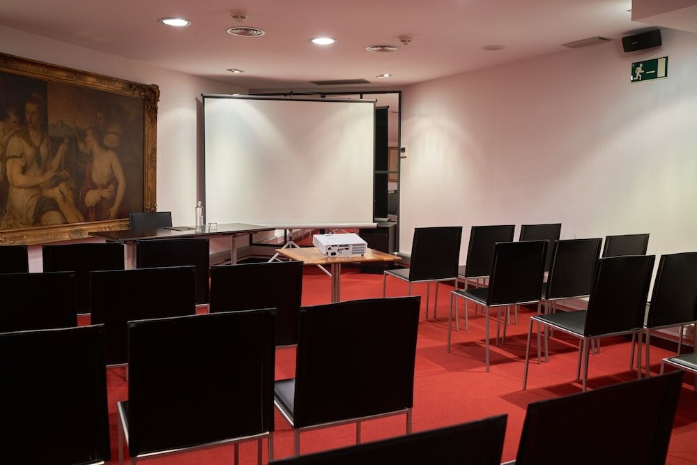 Фото Hotel Villa Emilia