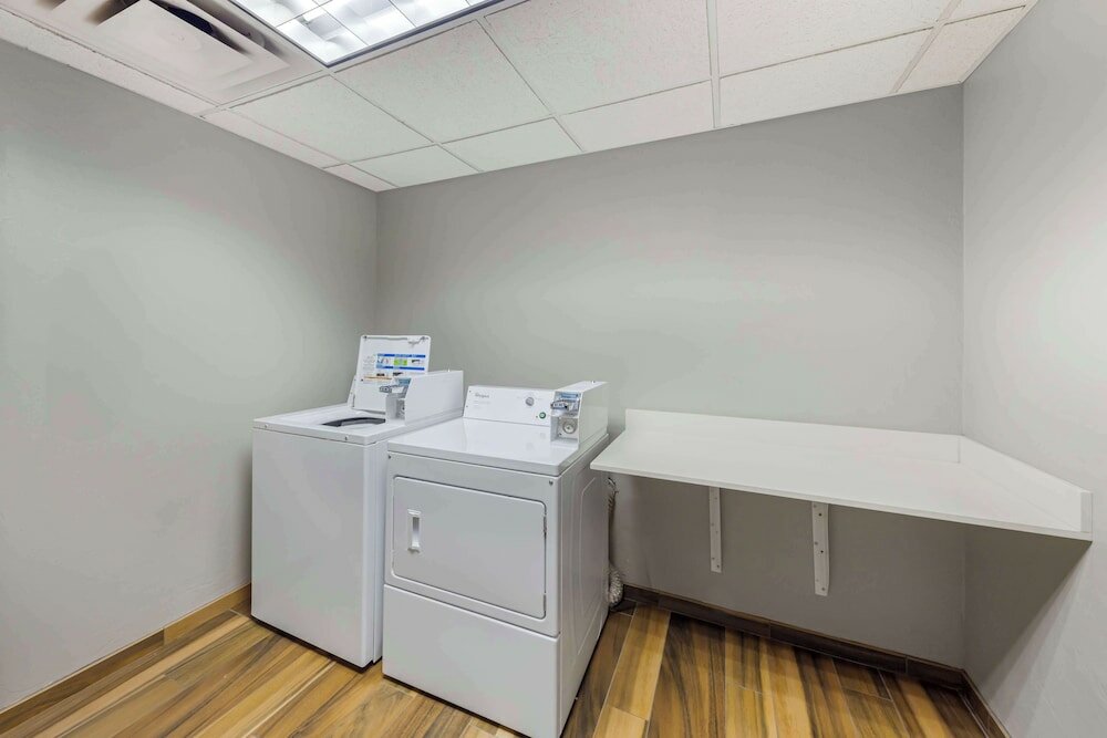 Фото Best Western Plus Midwest City Inn & Suites