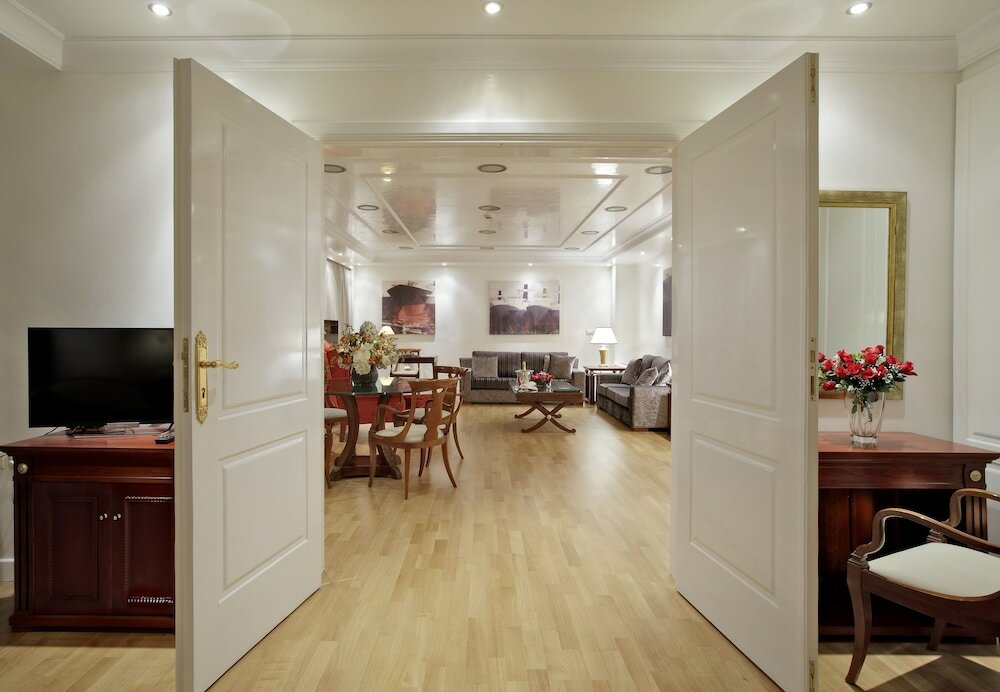 Фото Piraeus Theoxenia Hotel