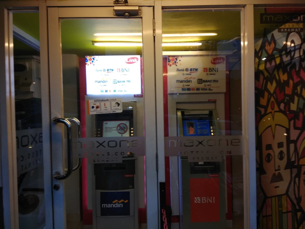 Фото MaxOneHotels.com at Kramat