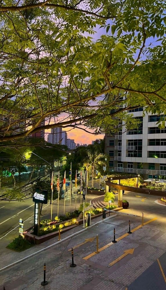 Фото Blue Tree Premium Verbo Divino