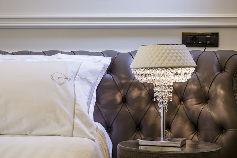 Фото 3Sixty Hotel & Suites