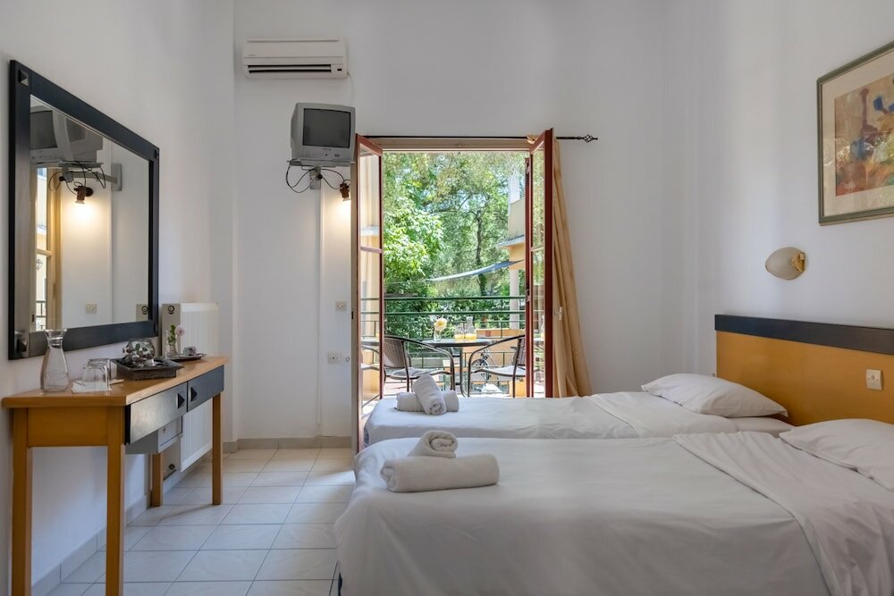 Фото Wilde Rose Hotel