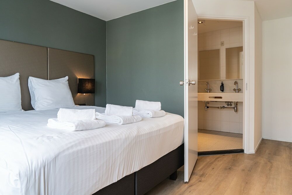 Фото Hotel De Duif Lisse - Schiphol