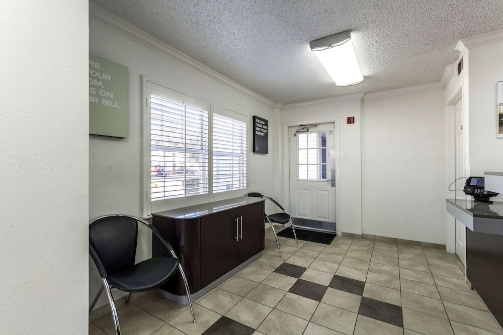 Фото Studio 6 Dallas, Tx - Northwest