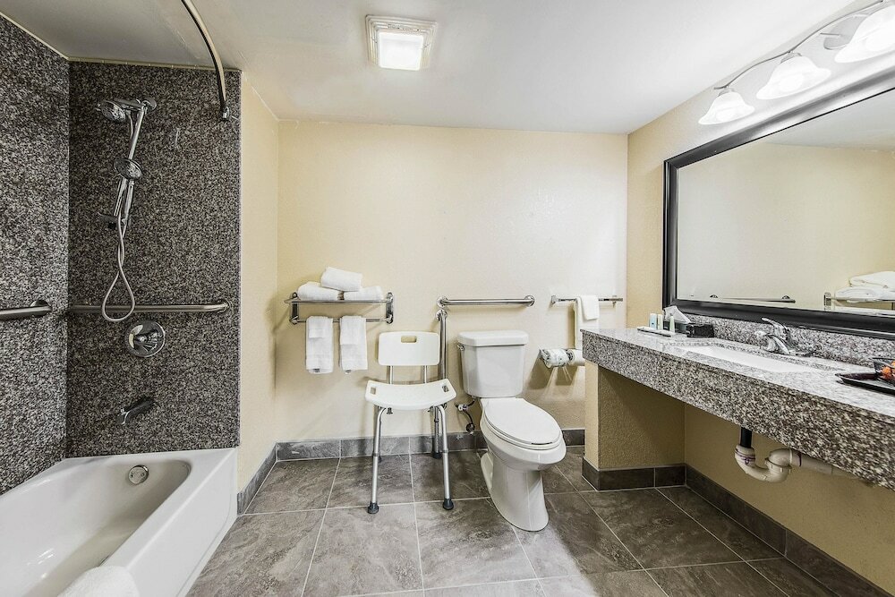 Фото Quality Inn