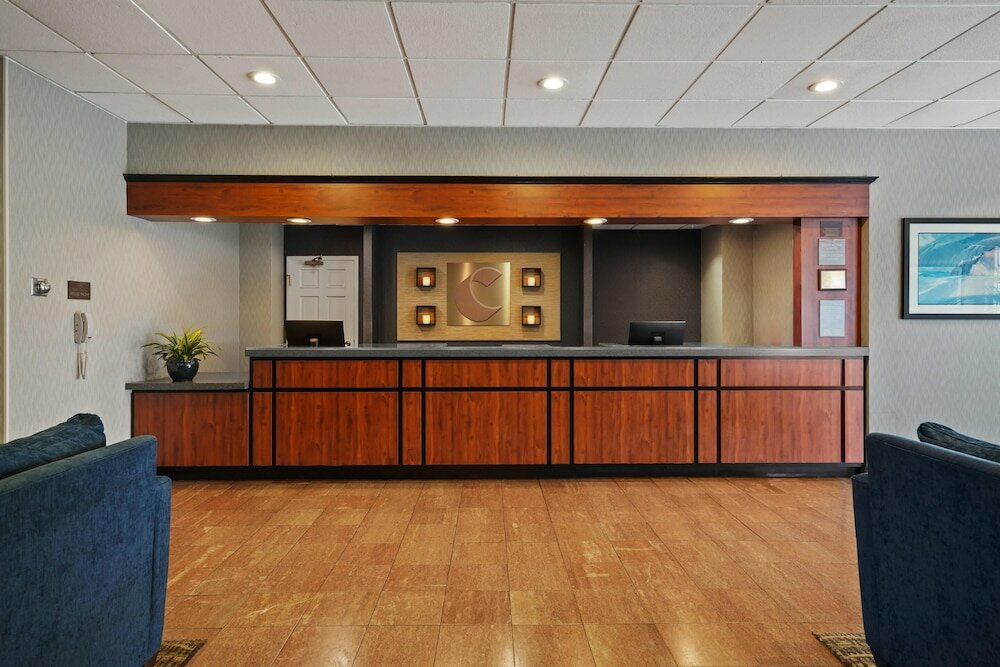Фото Comfort Inn by the Bay