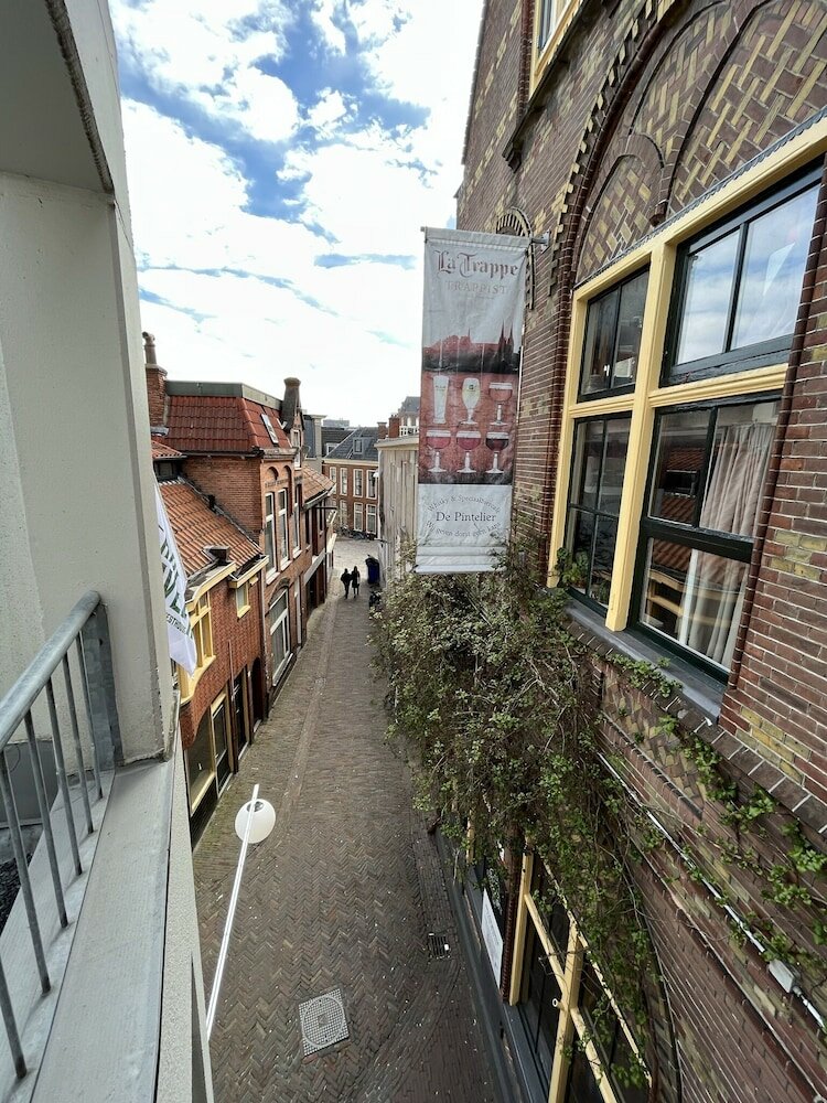 Фото The Happy Traveler