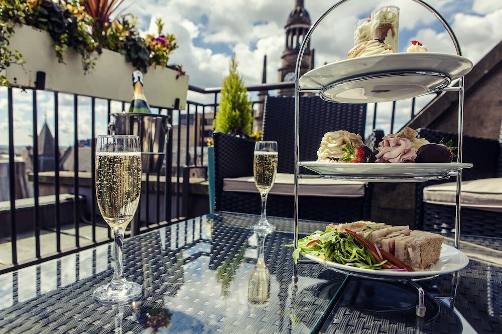 Фото Carlton George Hotel