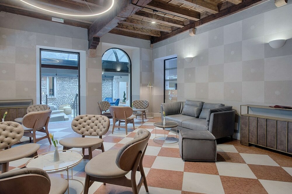 Фото NH Collection Palazzo Verona