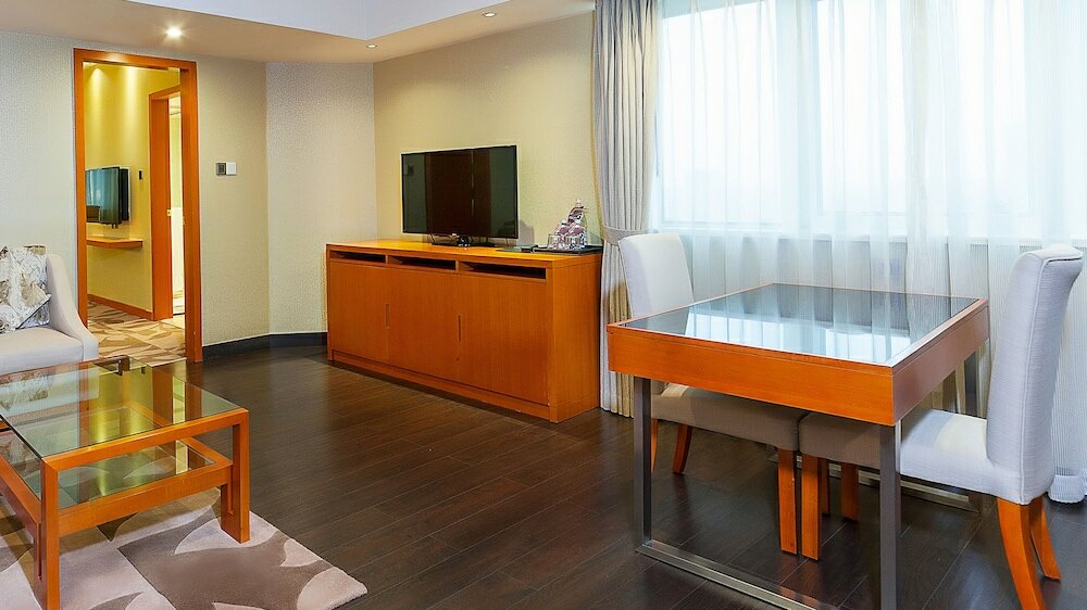 Фото Sheraton Chengdu Lido Hotel