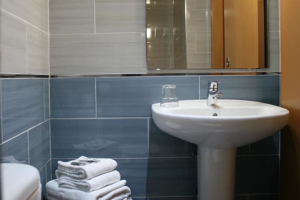 Фото Hotel Sant Jordi