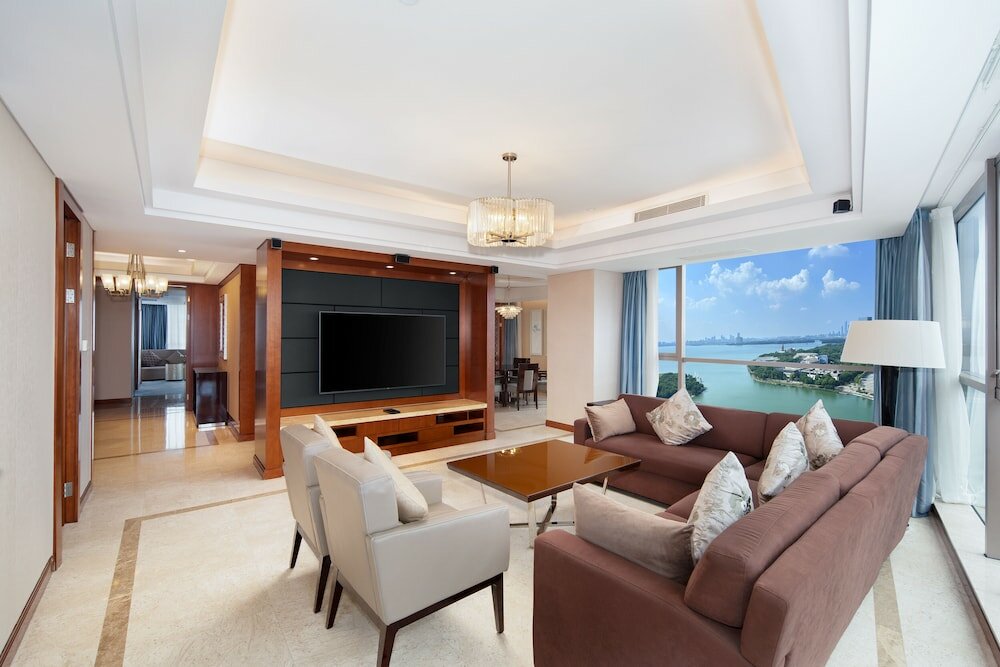 Фото Four Points by Sheraton Suzhou
