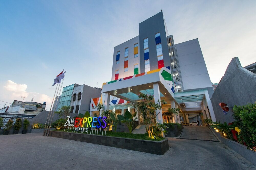 Hotel Zuri Express Mangga Dua, Jakarta, photo