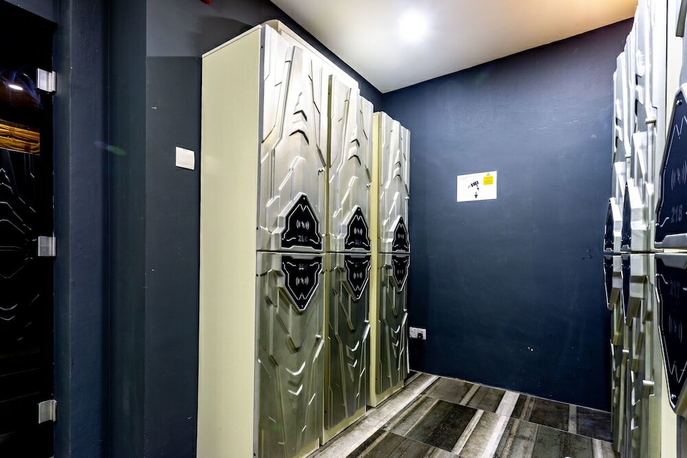 Фото Met A Space Pod @ Arab Street