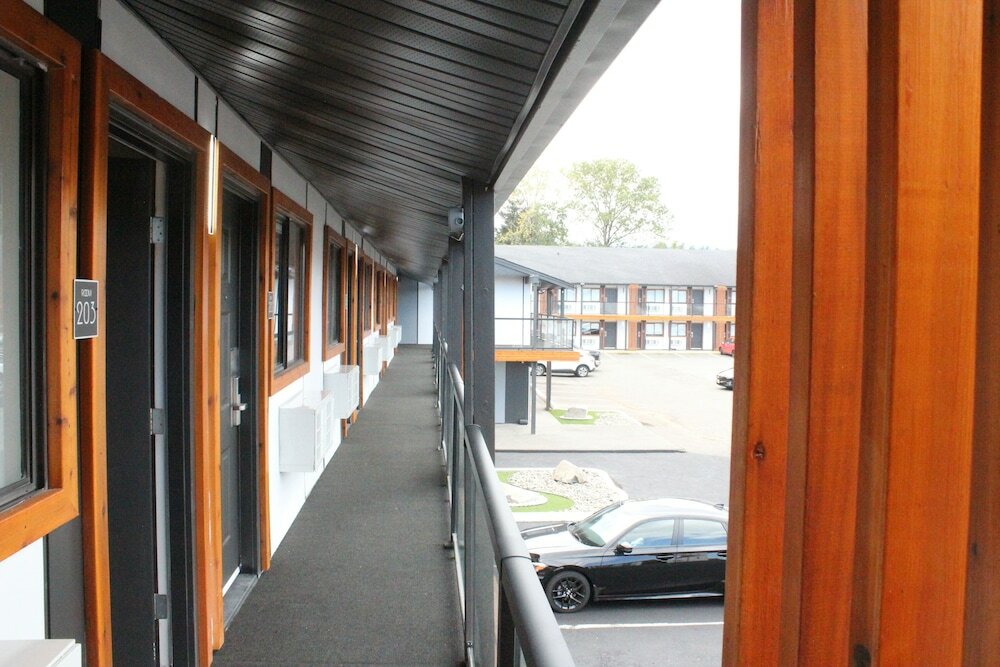 Фото Travelodge by Wyndham Courtenay