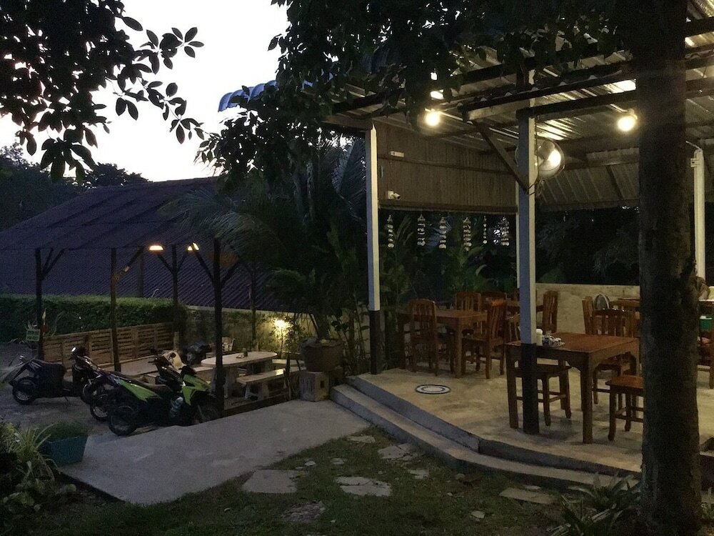 Фото Baan Aunrak Koh Chang