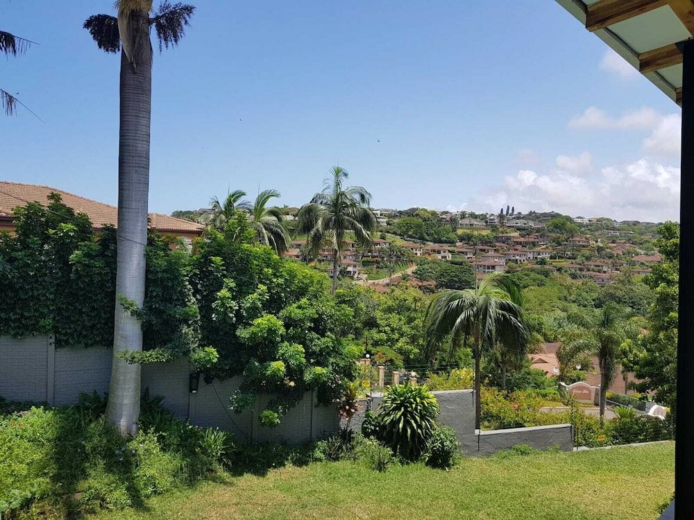 Фото Umhlanga Lodge - Adults Only