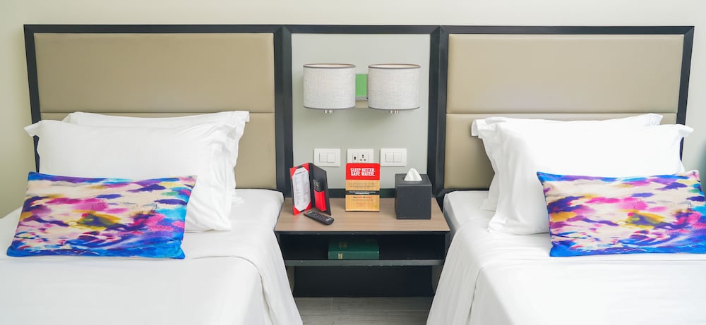 Фото Savoy Hotel Manila