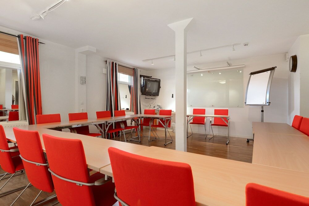 Фото Maude's Hotel Enskede Stockholm