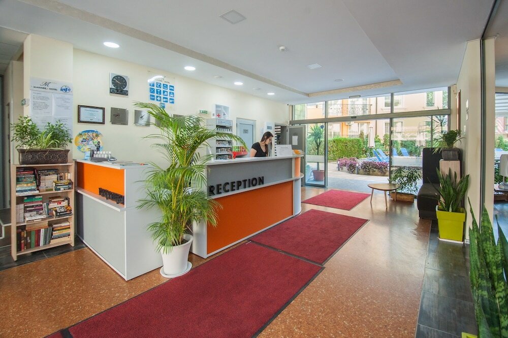 Фото Mariner's Suites