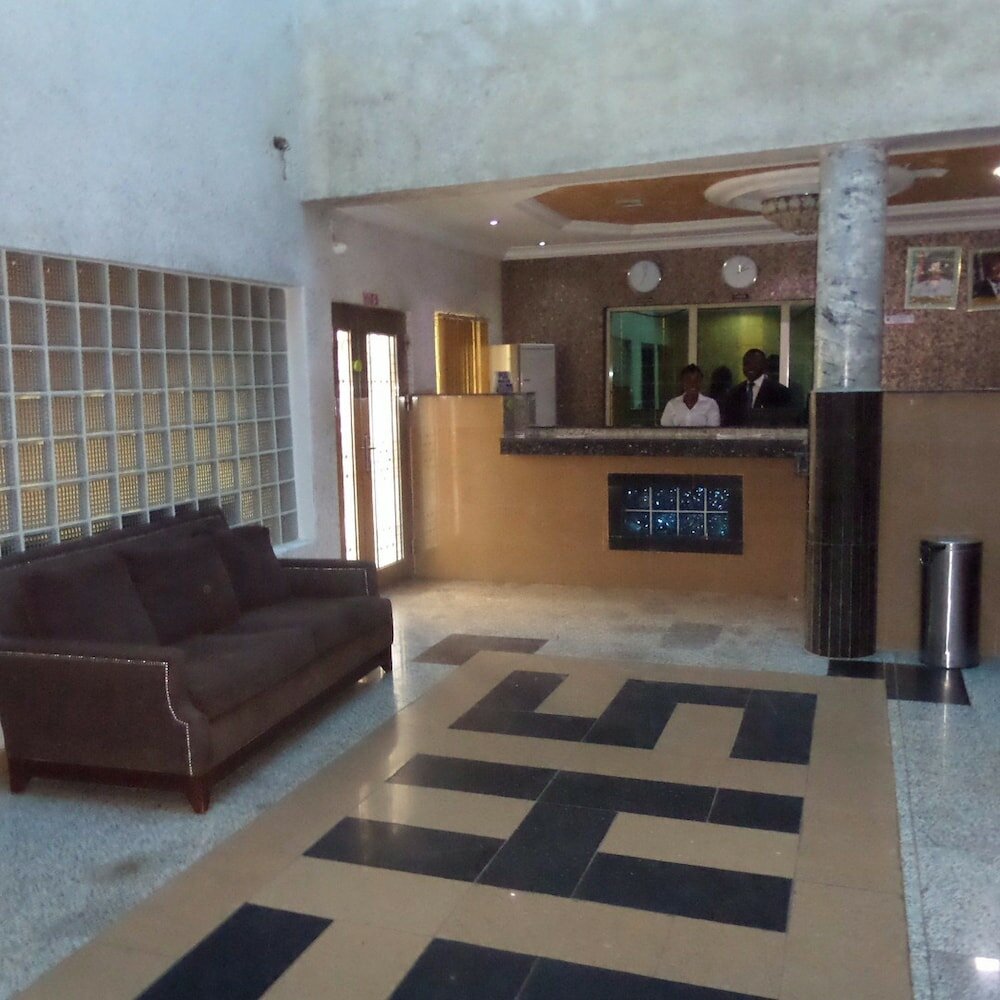 Фото Sugarland Hotel & Suites